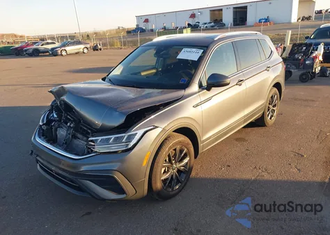 2024 Volkswagen Tiguan 2.0T Se/2.0T Wolfsburg Edition z USA, uszkodzony, nr VIN 3VVMB7AX1RM114438